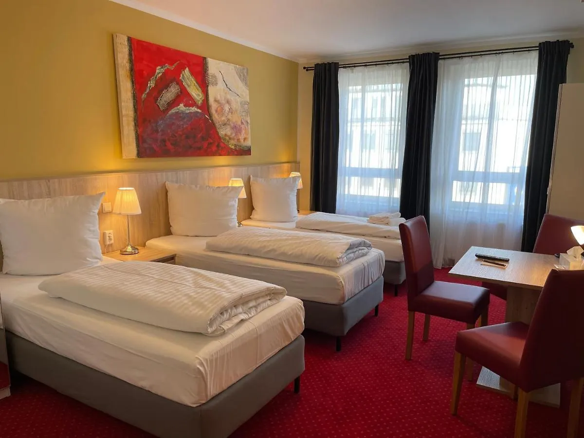 Palm Premium Hotel & Apartments Дюссельдорф
